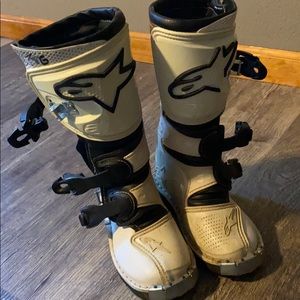 Alpinestars racing toddler boots.